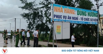 Thanh Hóa: Hai trẻ tử vong cạnh biển quảng cáo