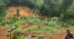 Thanh Hóa: Sạt lở chia cắt quốc lộ 16