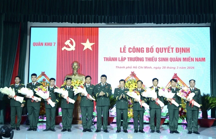 Thành lập Trường Thiếu sinh quân miền Nam, khóa đầu đào tạo 100 em thuộc Quân khu 7, 9 Thành lập Trường Thiếu sinh quân miền Nam, khóa đầu đào tạo 100 em thuộc Quân khu 7, 9
