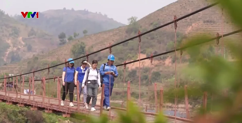 Thanh niên Việt Nam khẳng định tinh thần trách nhiệm qua hoạt động tình nguyện Thanh niên Việt Nam khẳng định tinh thần trách nhiệm qua hoạt động tình nguyện