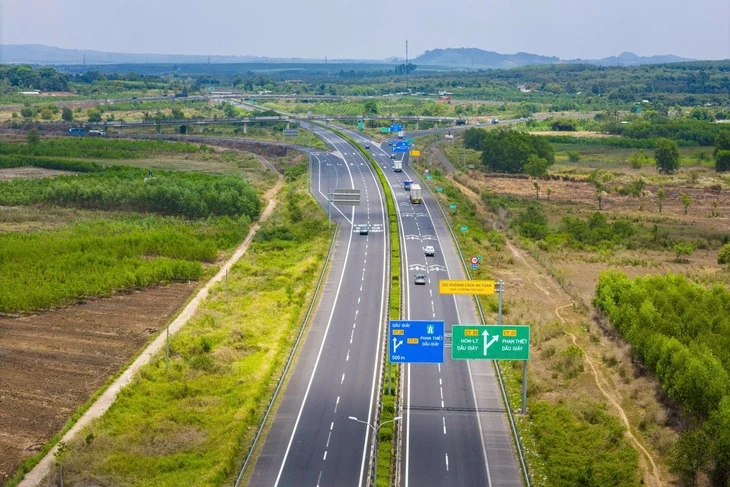 Thành phố Đồng Nai tập trung phát triển nhà ở xã hội cho thuê gần các khu công nghiệp Thành phố Đồng Nai tập trung phát triển nhà ở xã hội cho thuê gần các khu công nghiệp