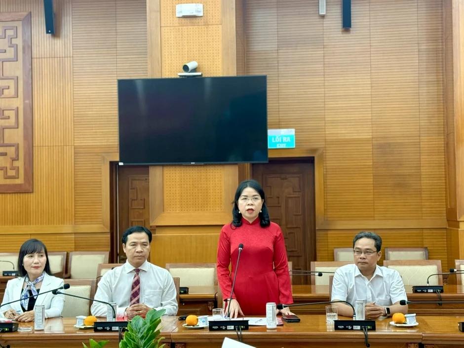 Thành ủy TP.HCM điều động cán bộ để giới thiệu, bầu giữ chức Chủ tịch Hội Liên hiệp Phụ nữ và Hội Chữ thập đỏ Thành ủy TP.HCM điều động cán bộ để giới thiệu, bầu giữ chức Chủ tịch Hội Liên hiệp Phụ nữ và Hội Chữ thập đỏ