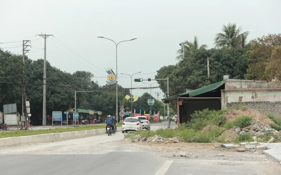 Tháo gỡ “điểm nghẽn” cuối cùng của dự án đường hơn 300 tỷ đồng ở Cửa Lò Tháo gỡ “điểm nghẽn” cuối cùng của dự án đường hơn 300 tỷ đồng ở Cửa Lò