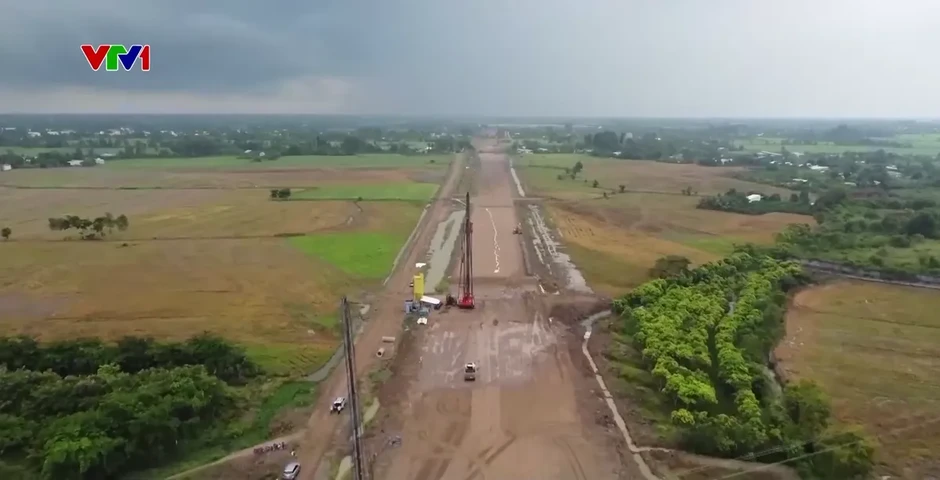 Tháo gỡ khó khăn về vật liệu, thúc đẩy tiến độ cao tốc Mỹ An - Cao Lãnh Tháo gỡ khó khăn về vật liệu, thúc đẩy tiến độ cao tốc Mỹ An - Cao Lãnh