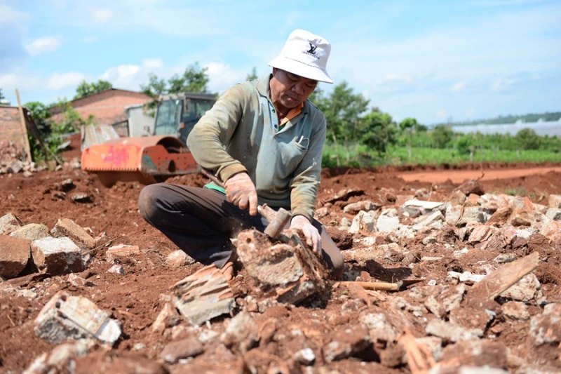 Tháo gỡ từng “điểm nghẽn”, tăng tốc hai tuyến cao tốc chiến lược của Lâm Đồng