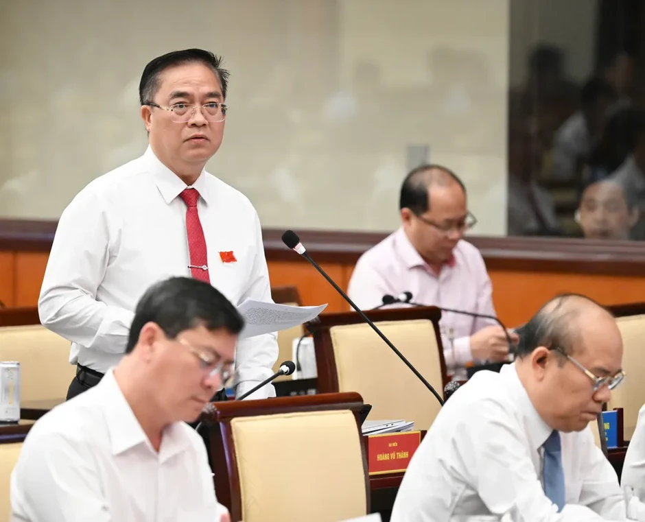 Thảo luận các giải pháp để gỡ điểm nghẽn, tăng tốc phát triển Thảo luận các giải pháp để gỡ điểm nghẽn, tăng tốc phát triển
