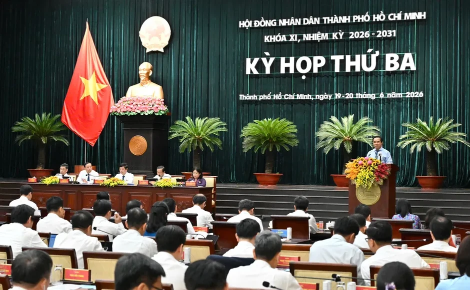 Thảo luận các giải pháp để gỡ điểm nghẽn, tăng tốc phát triển Thảo luận các giải pháp để gỡ điểm nghẽn, tăng tốc phát triển
