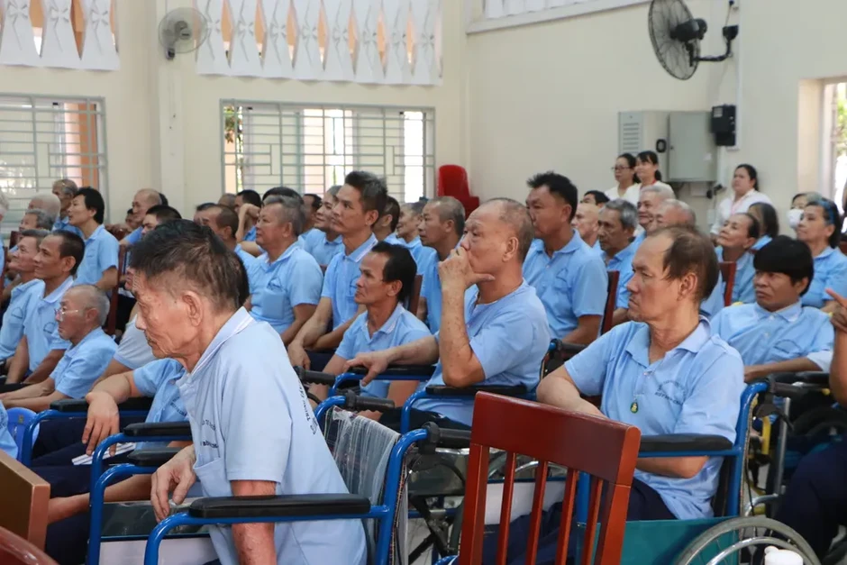 Thắp hy vọng hòa nhập cho người khuyết tật Thắp hy vọng hòa nhập cho người khuyết tật