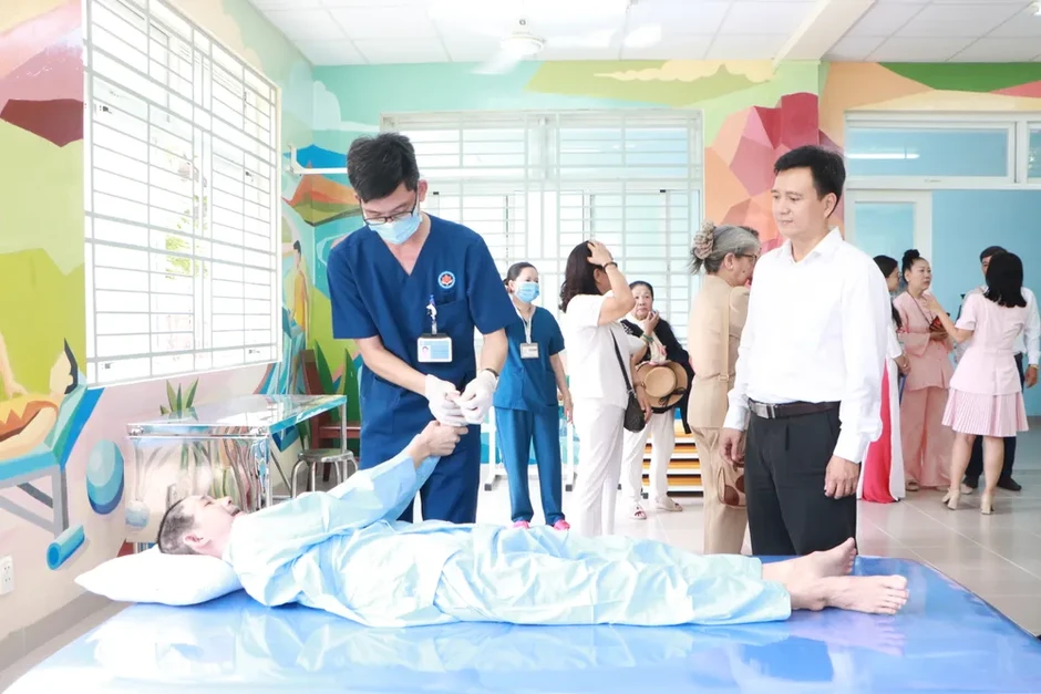 Thắp hy vọng hòa nhập cho người khuyết tật Thắp hy vọng hòa nhập cho người khuyết tật