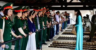 Thắp lửa truyền thống từ hành trình về nguồn tại Côn Đảo