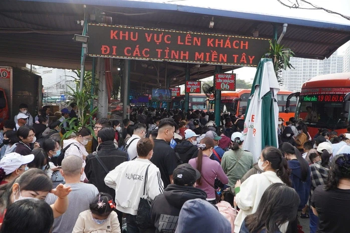 Thêm 22 tuyến xe liên tỉnh tại TPHCM tăng giá vé đến 19% Thêm 22 tuyến xe liên tỉnh tại TPHCM tăng giá vé đến 19%