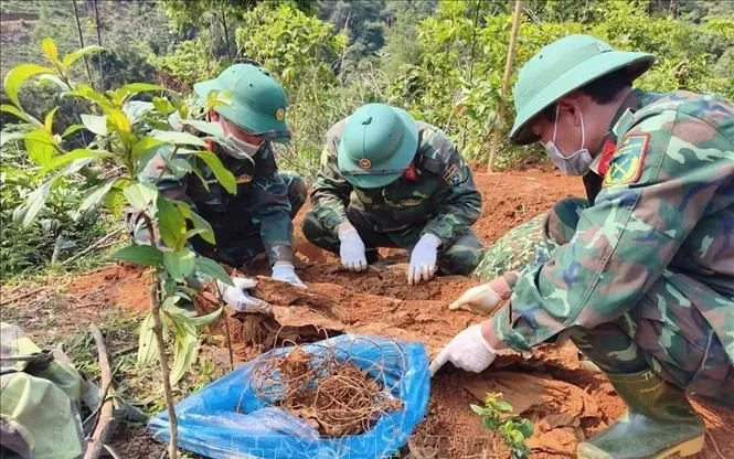 Thêm 3 hài cốt liệt sĩ được tìm thấy tại Hướng Lập, Quảng Trị Thêm 3 hài cốt liệt sĩ được tìm thấy tại Hướng Lập, Quảng Trị