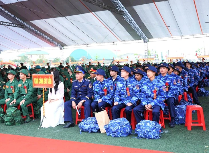 Thêm một thanh niên bị xử phạt do không chấp hành quyết định gọi nhập ngũ Thêm một thanh niên bị xử phạt do không chấp hành quyết định gọi nhập ngũ