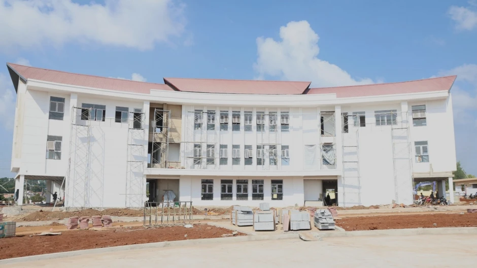 Theo dõi, đốc thúc từng ngày tiến độ 2 trường nội trú liên cấp biên giới Theo dõi, đốc thúc từng ngày tiến độ 2 trường nội trú liên cấp biên giới