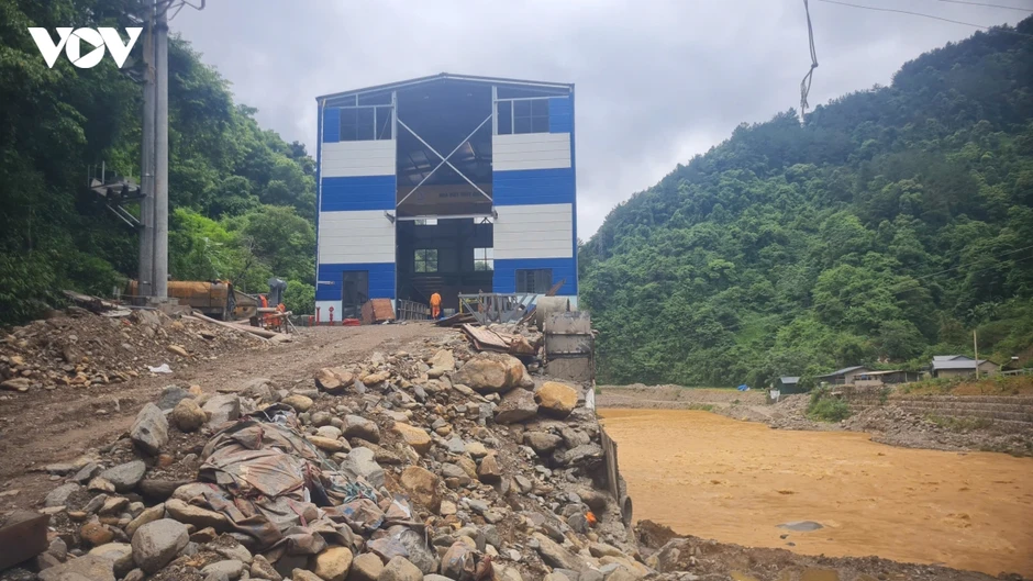Thi công dự án thủy điện làm nứt nhà dân: Vướng ở mức bồi thường
