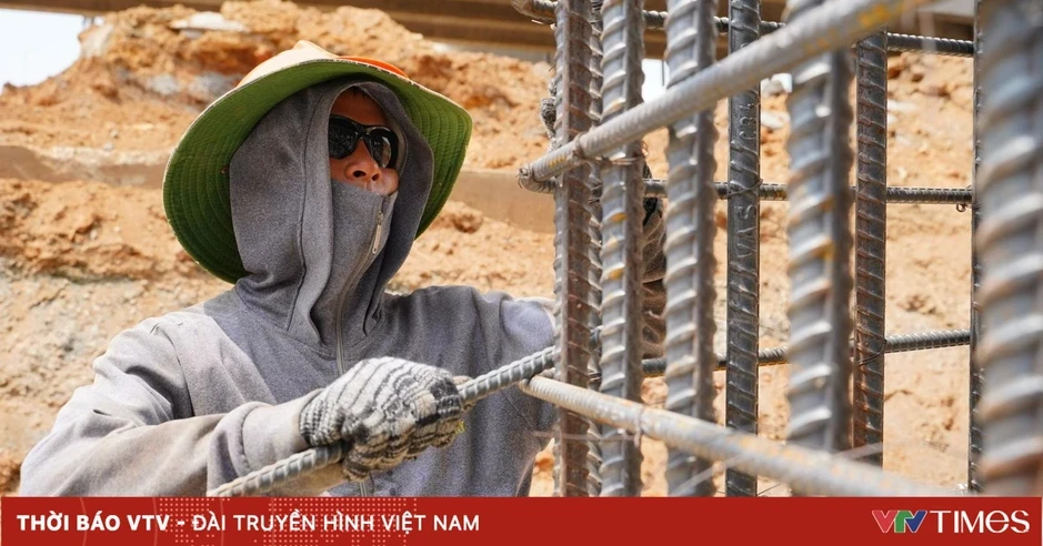 Thi công “vượt nắng” trên các công trình cao tốc trọng điểm phía nam Thi công “vượt nắng” trên các công trình cao tốc trọng điểm phía nam