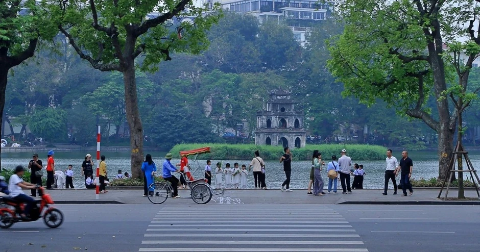 Thí điểm vùng phát thải thấp ở Hoàn Kiếm: Bước đi thận trọng cho một chuyển đổi lớn Thí điểm vùng phát thải thấp ở Hoàn Kiếm: Bước đi thận trọng cho một chuyển đổi lớn