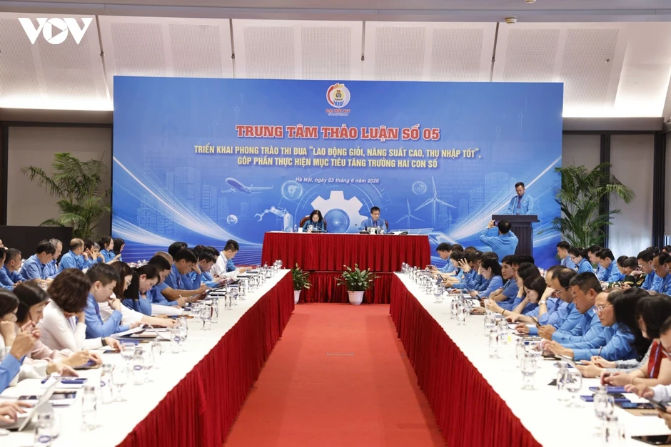 Thi đua lao động giỏi, nâng cao năng suất, hướng tới tăng trưởng 2 con số