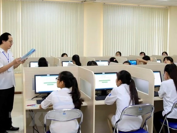 Thi tốt nghiệp THPT trên máy tính cần chuẩn bị bài bản, thận trọng