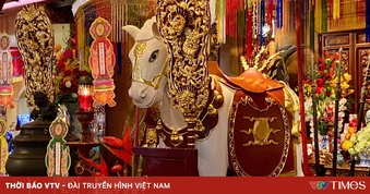 Thiêng liêng Lễ hội truyền thống Đền Bạch Mã