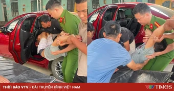 Thiếu tá Công an dùng ô tô cá nhân đưa nạn nhân tai nạn đi cấp cứu