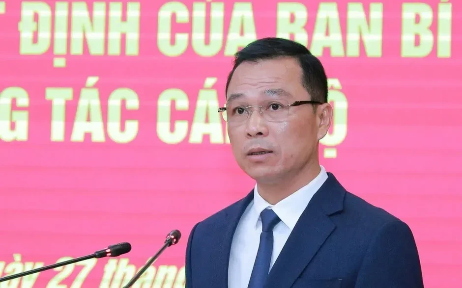 Thiếu tướng Tô Anh Dũng làm Chủ tịch UBND tỉnh Thanh Hóa Thiếu tướng Tô Anh Dũng làm Chủ tịch UBND tỉnh Thanh Hóa