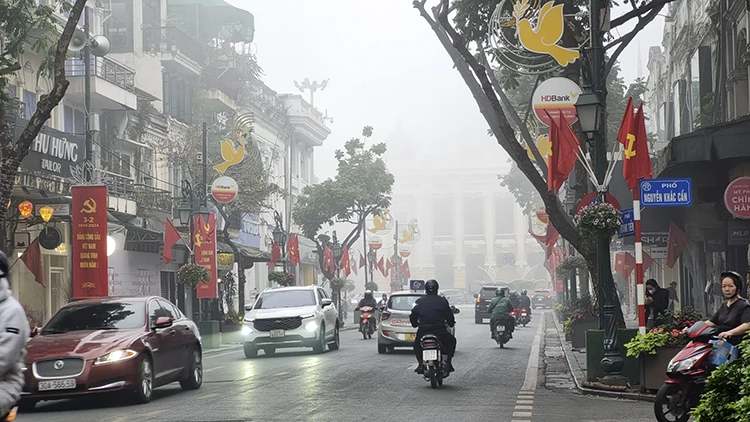 Thời tiết dịp bầu cử: Mưa dông cục bộ ở Trung Bộ Thời tiết dịp bầu cử: Mưa dông cục bộ ở Trung Bộ