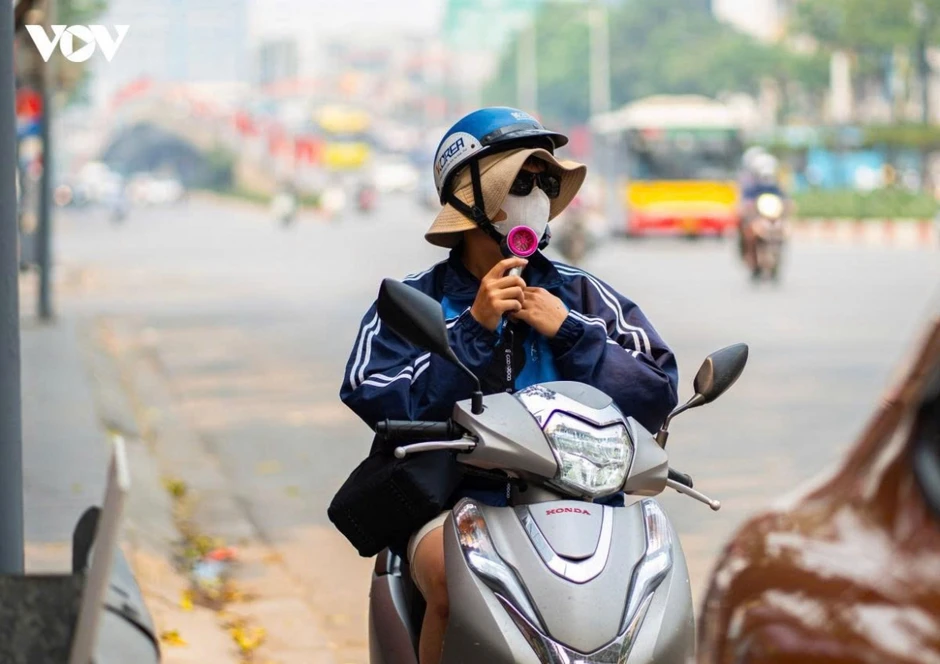 Thời tiết hôm nay 5/6: Hà Nội trưa, chiều nắng gắt, Bắc Bộ mưa dông cục bộ Thời tiết hôm nay 5/6: Hà Nội trưa, chiều nắng gắt, Bắc Bộ mưa dông cục bộ