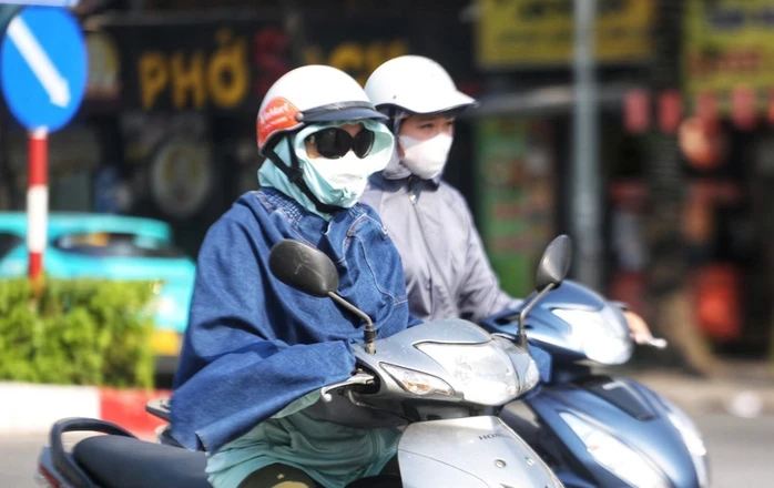 Thời tiết hôm nay: Nắng nóng gia tăng trên diện rộng cả nước Thời tiết hôm nay: Nắng nóng gia tăng trên diện rộng cả nước