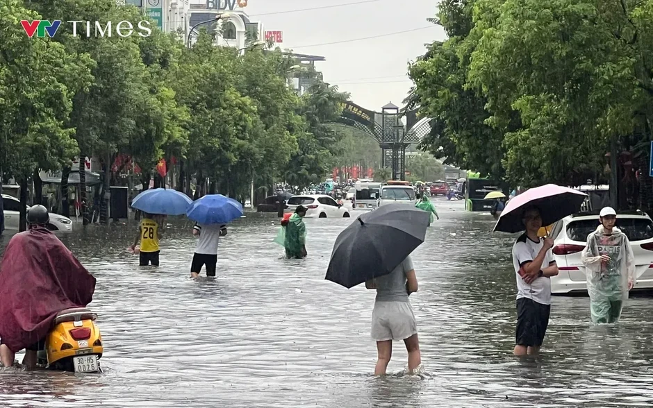 Thời tiết ngày 10/6: Nhiều nơi mưa to trên 90mm, nguy cơ lũ quét và sạt lở đất Thời tiết ngày 10/6: Nhiều nơi mưa to trên 90mm, nguy cơ lũ quét và sạt lở đất