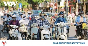 Thời tiết ngày 13/5: Hà Nội nắng nóng 35 độ, chiều tối Bắc Bộ có mưa dông cục bộ