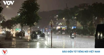 Thời tiết ngày 15/8: Bắc Bộ mưa dông, miền Trung có nơi nắng nóng gay gắt