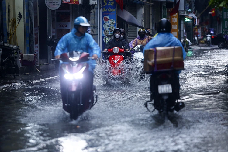 Thời tiết ngày 16/8: Bắc Bộ và Bắc Trung Bộ sắp đón đợt mưa lớn kéo dài Thời tiết ngày 16/8: Bắc Bộ và Bắc Trung Bộ sắp đón đợt mưa lớn kéo dài