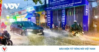 Thời tiết ngày 19/5: Hà Nội và Bắc Bộ mưa dông diện rộng, nhiều nơi mưa rất to