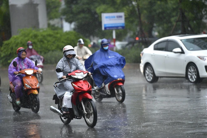 Thời tiết ngày 2/5: Mưa dông gia tăng ở Bắc Bộ, Nam Bộ duy trì nắng nóng Thời tiết ngày 2/5: Mưa dông gia tăng ở Bắc Bộ, Nam Bộ duy trì nắng nóng
