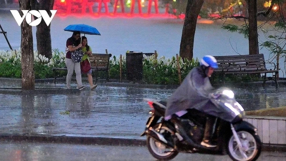 Thời tiết ngày 23/4: Mưa dông diện rộng ở Bắc Bộ, Hà Nội chuyển mát Thời tiết ngày 23/4: Mưa dông diện rộng ở Bắc Bộ, Hà Nội chuyển mát