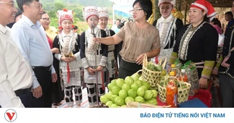 Thôn có 95% đồng bào dân tộc Dao ở Lào Cai được công nhận "Thôn số"
