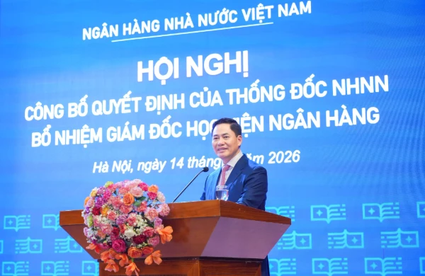 Thống đốc Ngân hàng Nhà nước Việt Nam trao Quyết định bổ nhiệm Giám đốc Học viện Ngân hàng Thống đốc Ngân hàng Nhà nước Việt Nam trao Quyết định bổ nhiệm Giám đốc Học viện Ngân hàng