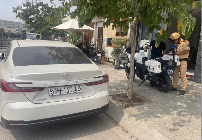 Thông tin nổi bật ở TPHCM ngày 9-5: Thành ủy ra chỉ thị mới; Công an ra quân, nhiều người bị xử phạt Thông tin nổi bật ở TPHCM ngày 9-5: Thành ủy ra chỉ thị mới; Công an ra quân, nhiều người bị xử phạt