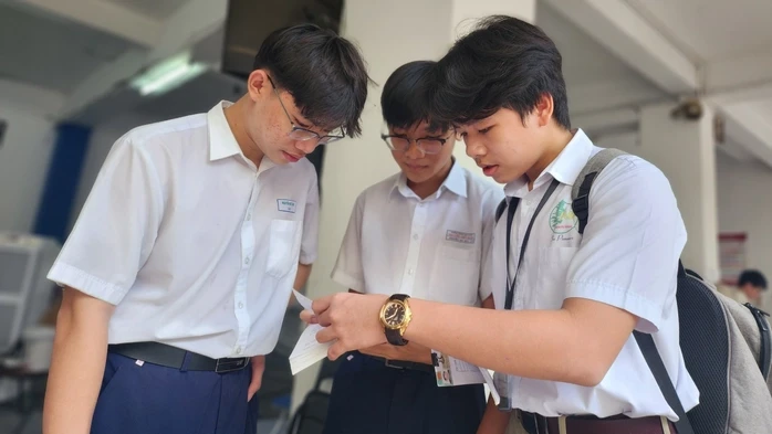 Thông tin nổi bật tại TPHCM trong ngày 25-3: Chốt phương án tuyển sinh 3 cấp học Thông tin nổi bật tại TPHCM trong ngày 25-3: Chốt phương án tuyển sinh 3 cấp học