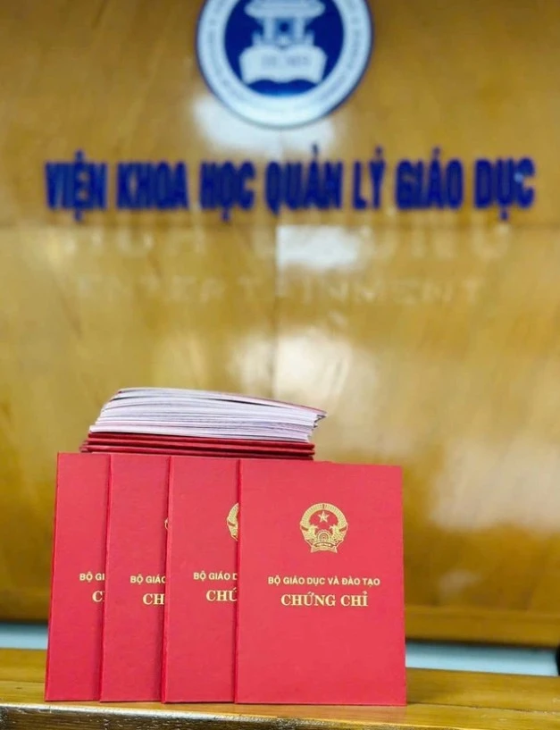 Thủ đoạn của Chủ tịch IEMS: Quảng cáo là tổ chức không lợi nhuận nhưng phải nộp 18 triệu để được cấp “chứng chỉ tiếng Anh chuẩn Bộ” Thủ đoạn của Chủ tịch IEMS: Quảng cáo là tổ chức không lợi nhuận nhưng phải nộp 18 triệu để được cấp “chứng chỉ tiếng Anh chuẩn Bộ”