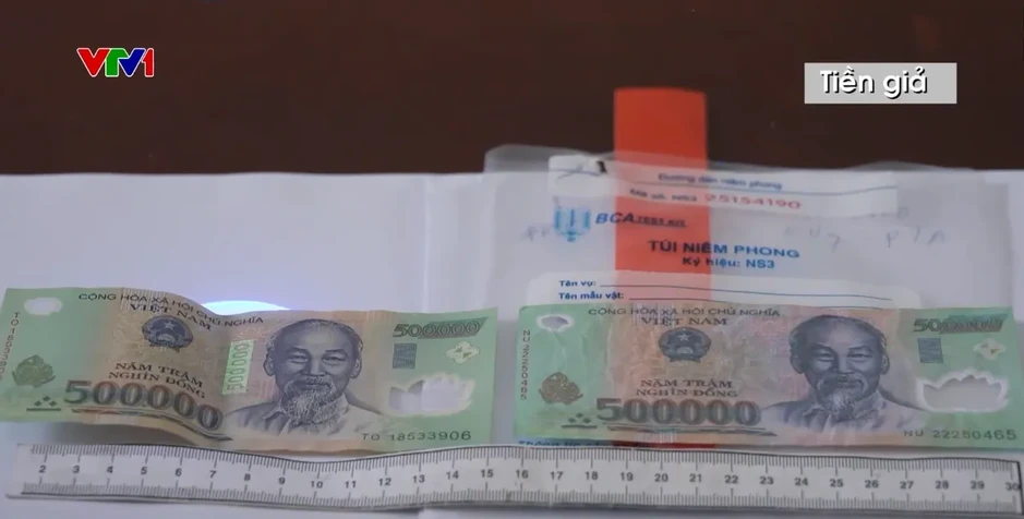 Thủ đoạn của đường dây làm, lưu hành hàng trăm triệu đồng tiền giả Thủ đoạn của đường dây làm, lưu hành hàng trăm triệu đồng tiền giả