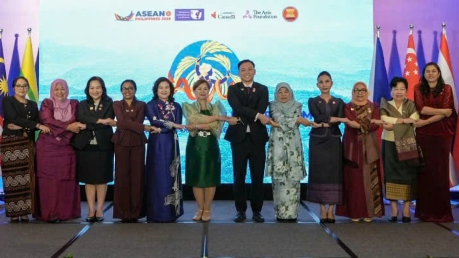 Thứ trưởng Nội vụ Nguyễn Thị Hà tham dự Hội nghị Thượng đỉnh lãnh đạo nữ ASEAN lần thứ 4 Thứ trưởng Nội vụ Nguyễn Thị Hà tham dự Hội nghị Thượng đỉnh lãnh đạo nữ ASEAN lần thứ 4