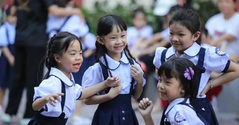 Thủ tướng chỉ đạo sắp xếp cơ sở giáo dục cấp tỉnh, cấp xã, có thể giảm 50% đầu mối