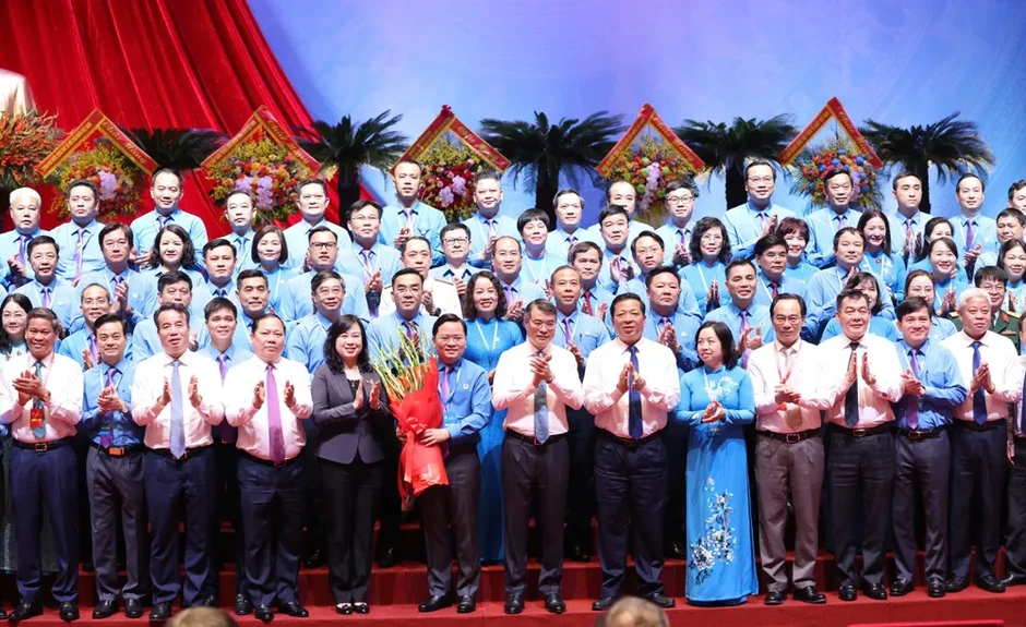 Thủ tướng Lê Minh Hưng: Người lao động chưa có điều kiện mua nhà sẽ được hỗ trợ thuê dài hạn Thủ tướng Lê Minh Hưng: Người lao động chưa có điều kiện mua nhà sẽ được hỗ trợ thuê dài hạn