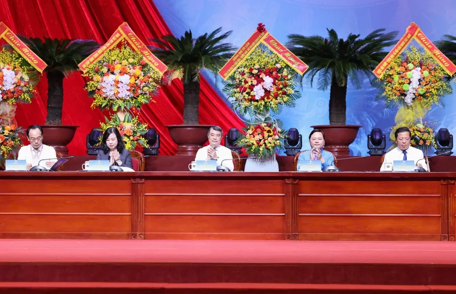 Thủ tướng Lê Minh Hưng: Người lao động chưa có điều kiện mua nhà sẽ được hỗ trợ thuê dài hạn Thủ tướng Lê Minh Hưng: Người lao động chưa có điều kiện mua nhà sẽ được hỗ trợ thuê dài hạn