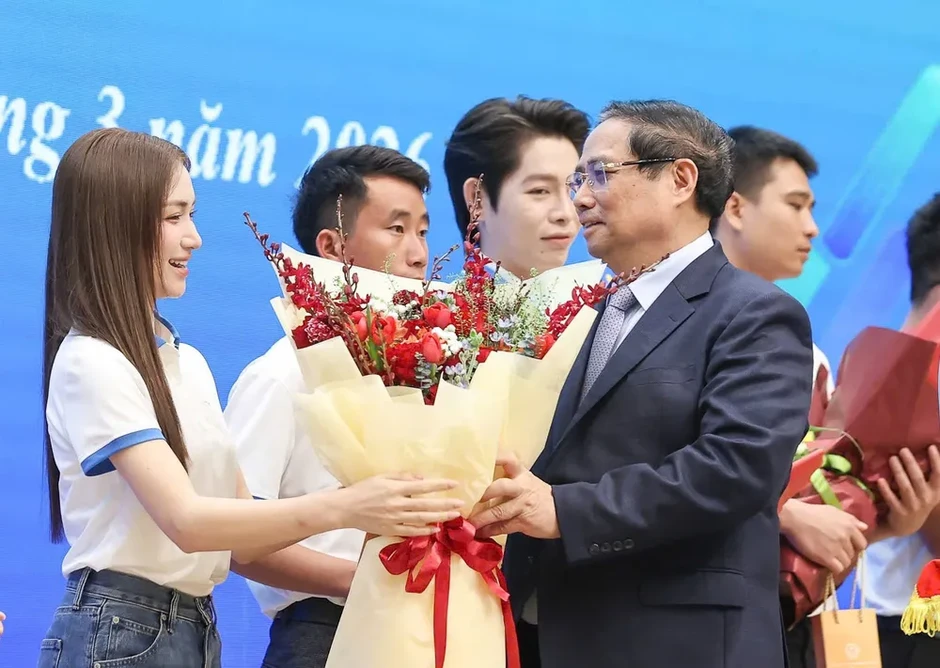 Thủ tướng Phạm Minh Chính: Thanh niên cần nghĩ sâu, làm lớn Thủ tướng Phạm Minh Chính: Thanh niên cần nghĩ sâu, làm lớn