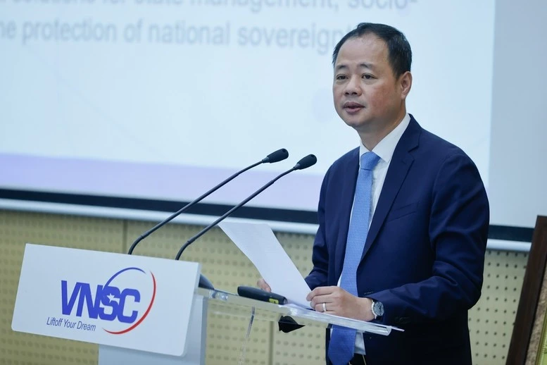 Thủ tướng: Xây dựng năng lực tự chủ về công nghệ vệ tinh Thủ tướng: Xây dựng năng lực tự chủ về công nghệ vệ tinh