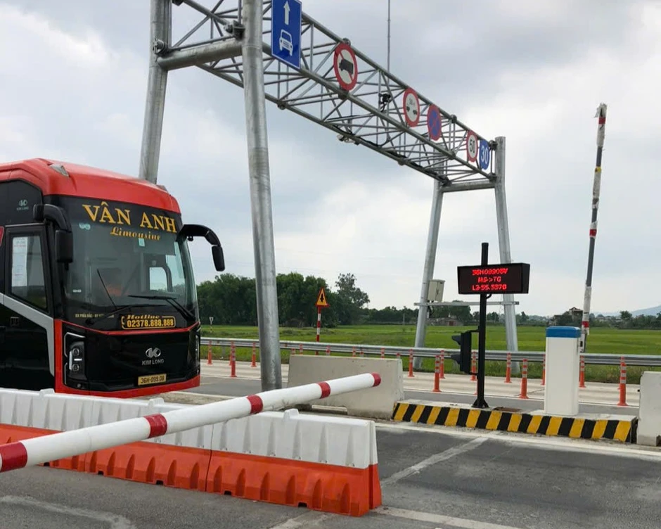 Thu về hơn 580 tỷ đồng phí ETC sau 2 tháng triển khai Thu về hơn 580 tỷ đồng phí ETC sau 2 tháng triển khai