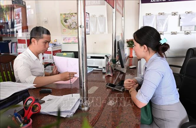 Thúc đẩy tính minh bạch trong cải cách hành chính Thúc đẩy tính minh bạch trong cải cách hành chính